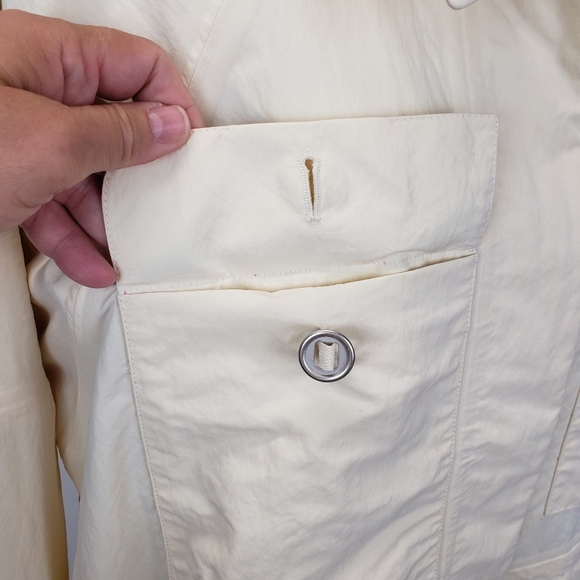 Nike Women's W Every Stitch Considered Woven Parka Jacket in Coconut Milk small - Picture 8 of 16